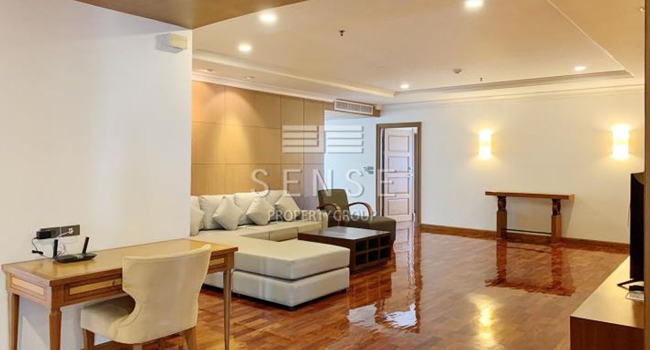 Wohnung zur Miete mit 4 Zimmer in Khlong Toei, Bangkok