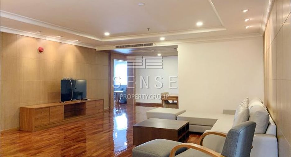 Wohnung zur Miete mit 4 Zimmer in Khlong Toei, Bangkok