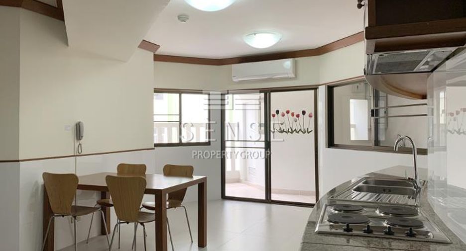 For rent 3 bedrooms condo in Khlong Toei, Bangkok