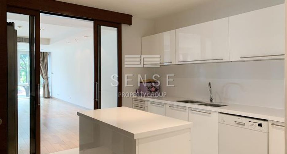 For sale and for rent 4 bedrooms condo in Khlong Toei, Bangkok