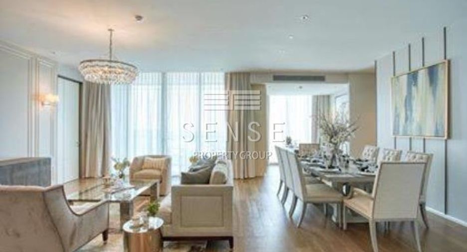 Condo en alquiler de 3 habitaciones en Khlong Toei, Bangkok