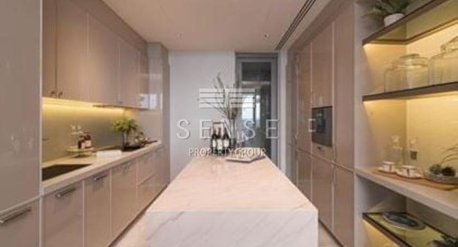 Condo en alquiler de 3 habitaciones en Khlong Toei, Bangkok