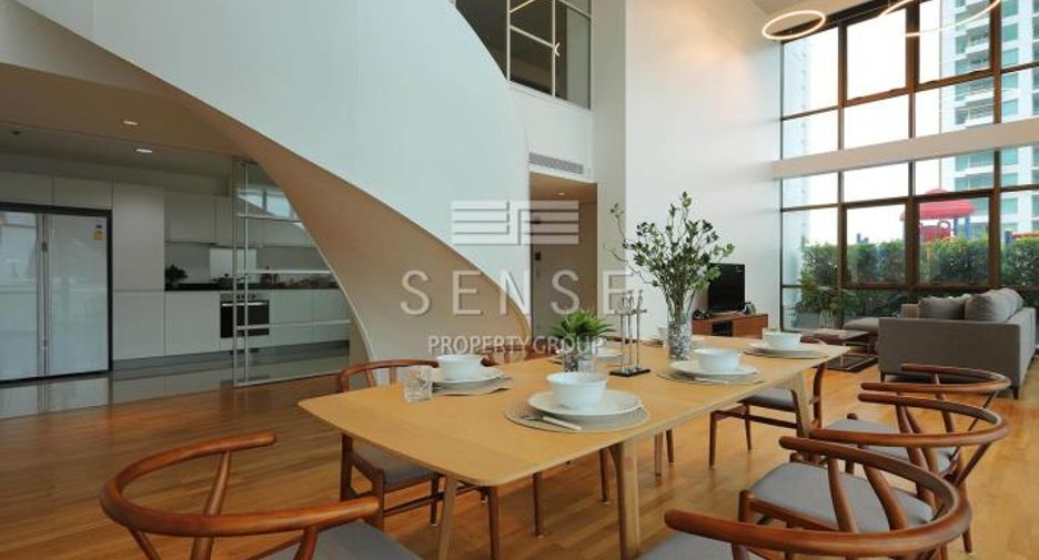 For rent 4 bedrooms condo in Watthana, Bangkok