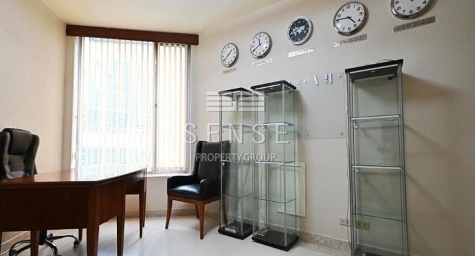 For rent and for sale 3 bedrooms condo in Pathum Wan, Bangkok