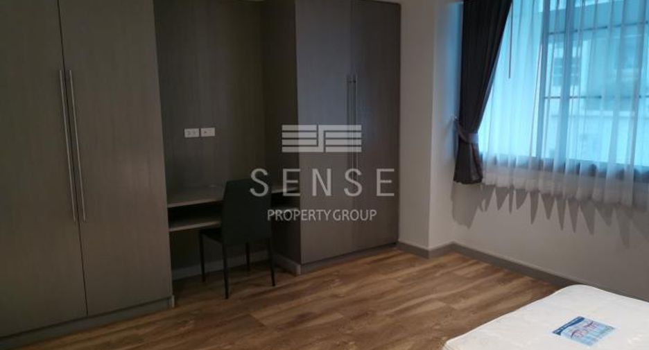 For rent 3 bedrooms condo in Watthana, Bangkok
