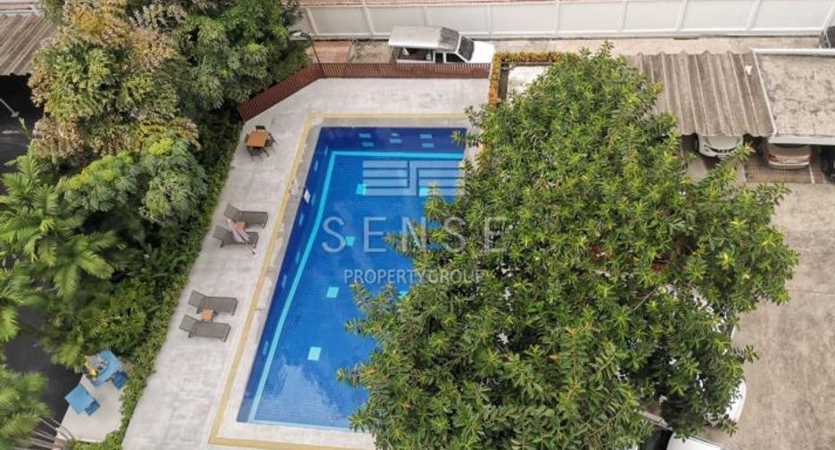 For rent 3 bedrooms condo in Watthana, Bangkok