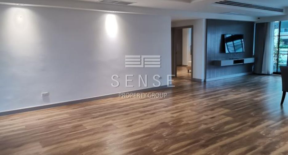 For rent 3 bedrooms condo in Watthana, Bangkok