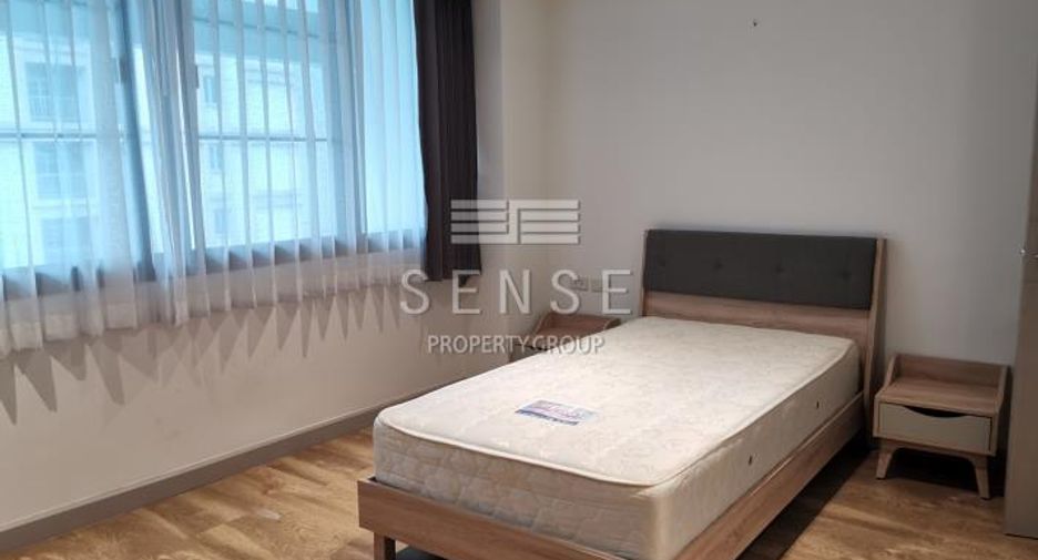For rent 3 bedrooms condo in Watthana, Bangkok