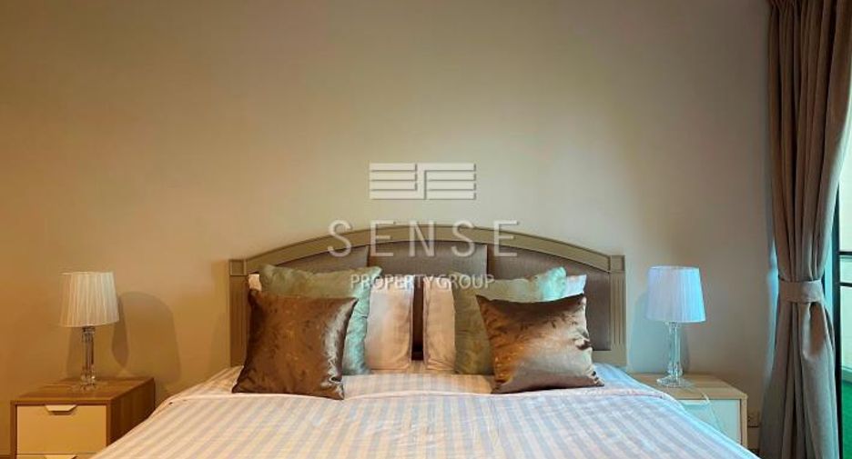 Condo en alquiler de 3 habitaciones en Watthana, Bangkok