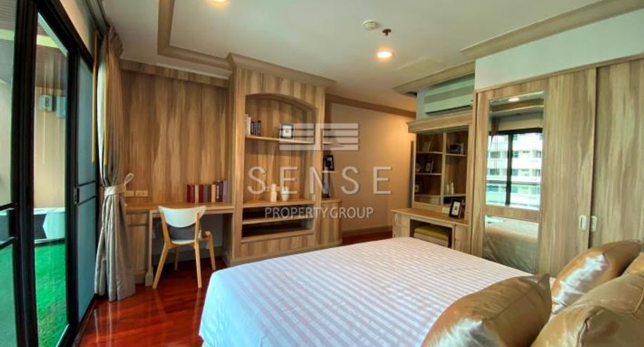Condo en alquiler de 3 habitaciones en Watthana, Bangkok