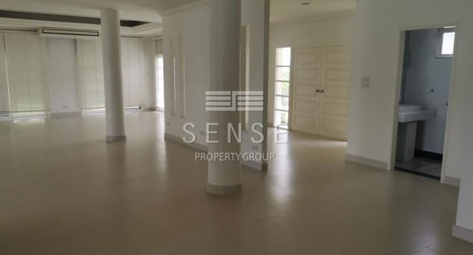 For rent 5 ベッドルーム house in Bang Phli, Samut Prakan