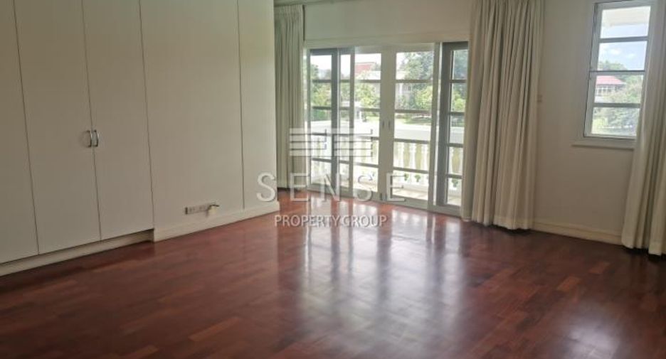 For rent 5 ベッドルーム house in Bang Phli, Samut Prakan