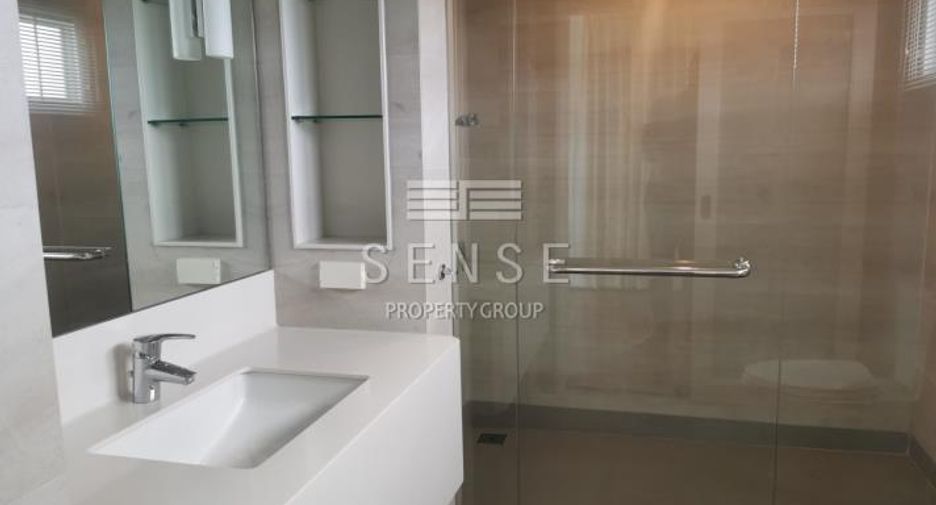 For rent 5 ベッドルーム house in Bang Phli, Samut Prakan