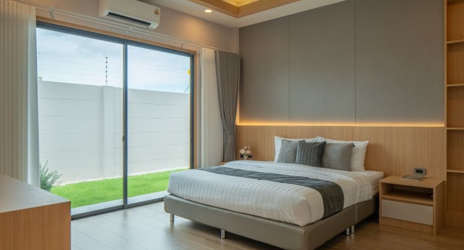 For sale 5 bedrooms house in East Pattaya, Pattaya