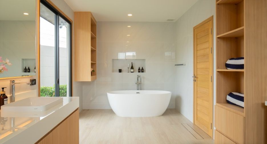 For sale 5 bedrooms house in East Pattaya, Pattaya