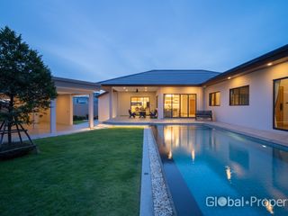 For sale 5 bedrooms house in Bang Lamung, Chonburi