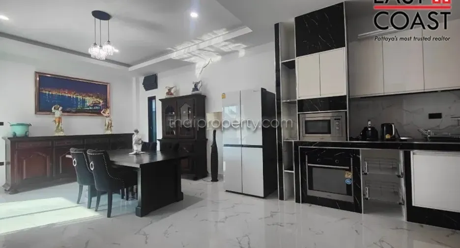 For rent and for sale 3 bedrooms house in Bang Lamung, Chonburi
