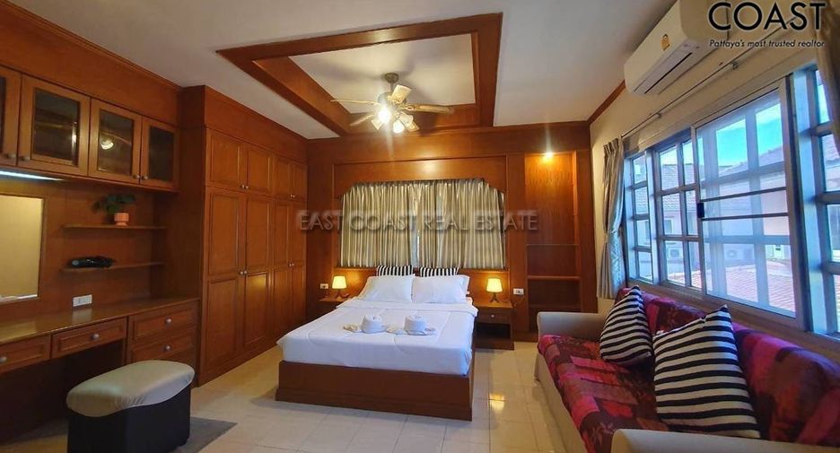 Haus zur Miete mit 5 Zimmer in Bang Lamung, Chonburi