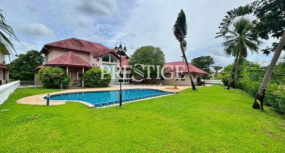 Casa en venta de 5 habitaciones en Ban Chang, Rayong