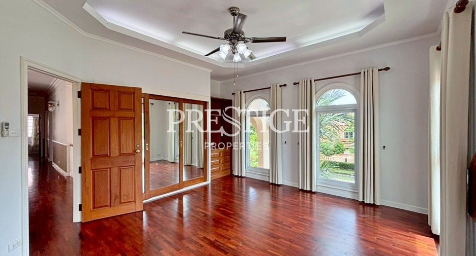 Casa en venta de 5 habitaciones en Ban Chang, Rayong
