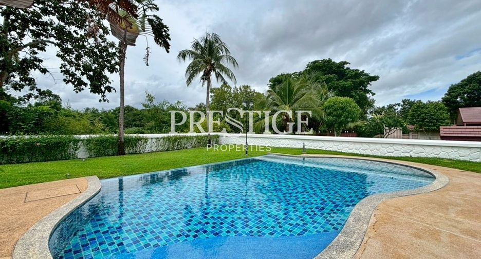 Casa en venta de 5 habitaciones en Ban Chang, Rayong