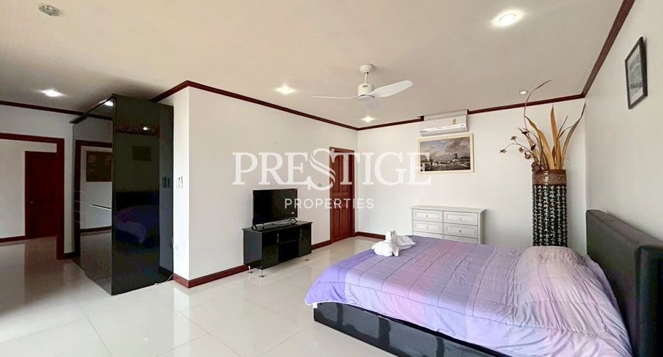 For rent 5 bedrooms house in Bang Lamung, Chonburi