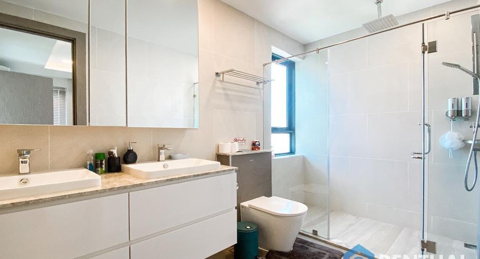 For sale 4 bedrooms villa in Bang Lamung, Chonburi