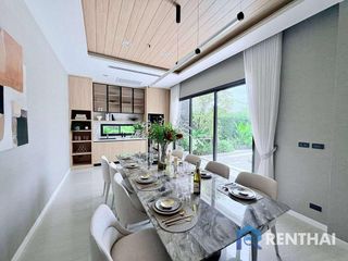 For sale 4 bedrooms villa in Bang Lamung, Chonburi