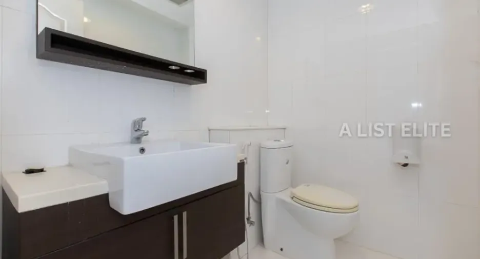 À vendre 3 chambres condo à Sathon, Bangkok