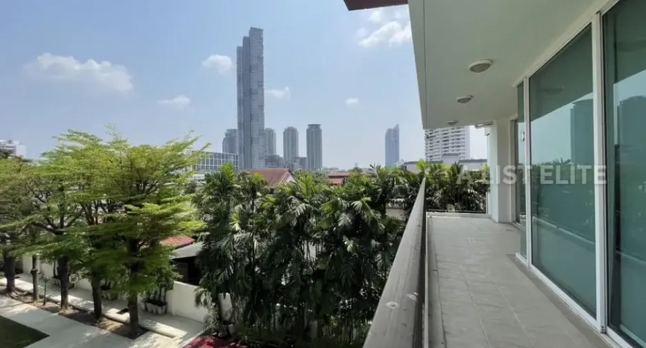 À vendre 3 chambres condo à Sathon, Bangkok