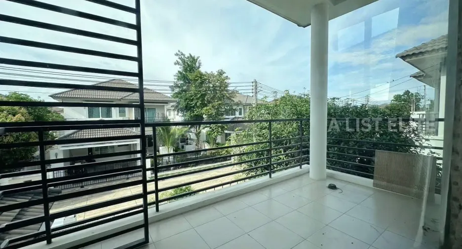 Haus zum Kauf mit 4 Zimmer in Mueang Samut Sakhon, Samut Sakhon