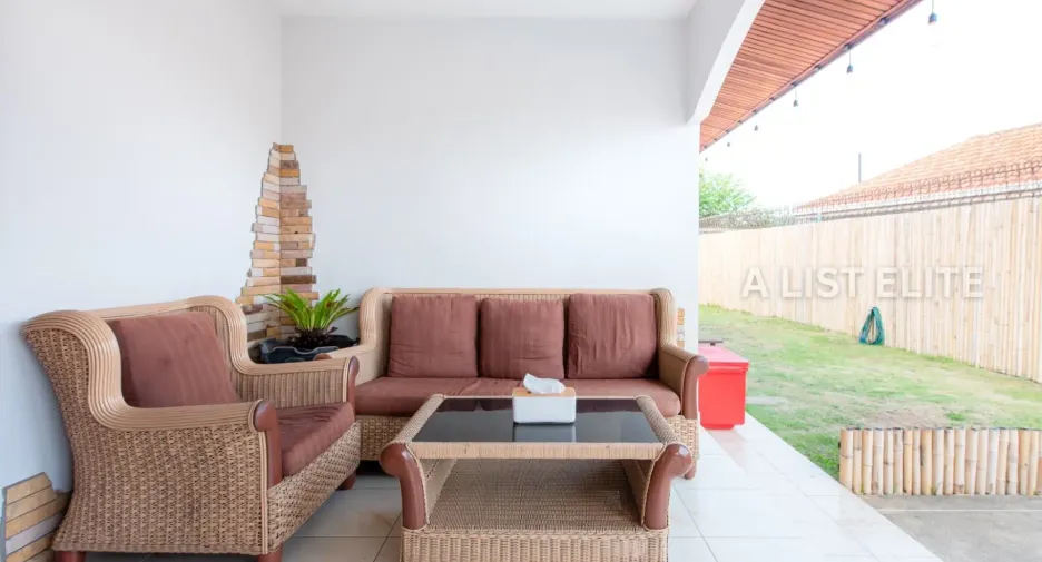 For rent 6 bedrooms house in Bang Lamung, Chonburi