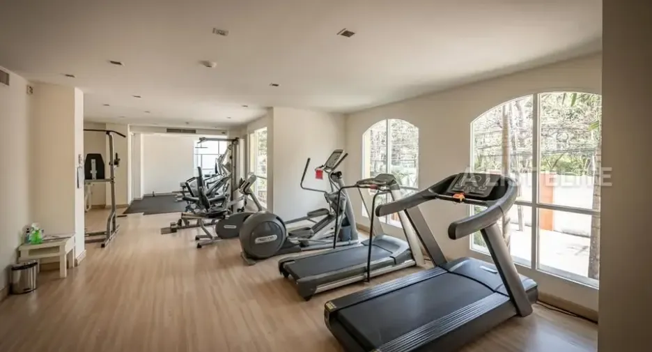 For sale 2 bedrooms condo in Khlong Toei, Bangkok