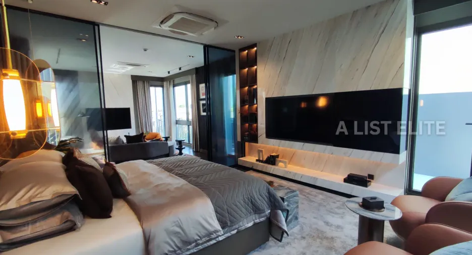 À vendre 4 chambres maison à Bang Kapi, Bangkok