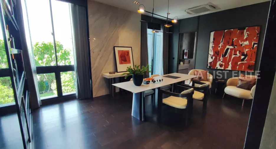 À vendre 4 chambres maison à Bang Kapi, Bangkok