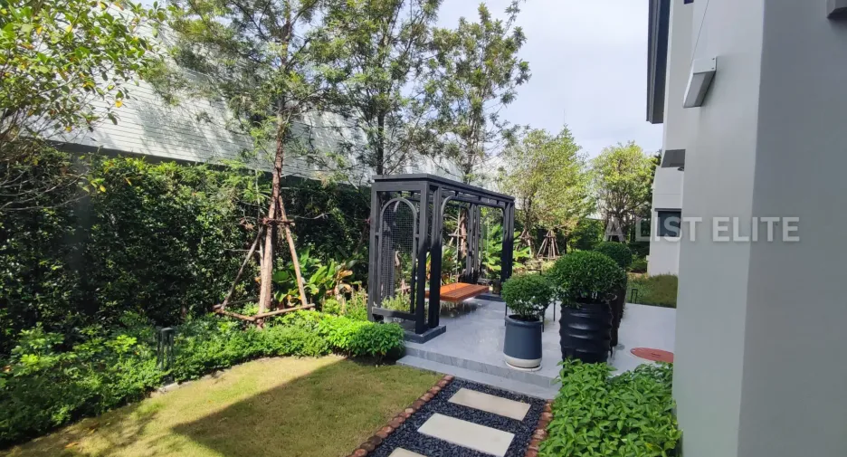 ขาย 5 ห้องนอน บ้านเดี่ยว ใน คันนายาว, กรุงเทพฯ