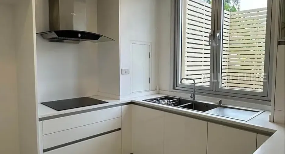 Wohnung zum Kauf mit 4 Zimmer in Yan Nawa, Bangkok