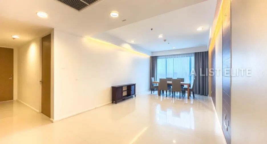 For sale 2 bedrooms condo in Pathum Wan, Bangkok