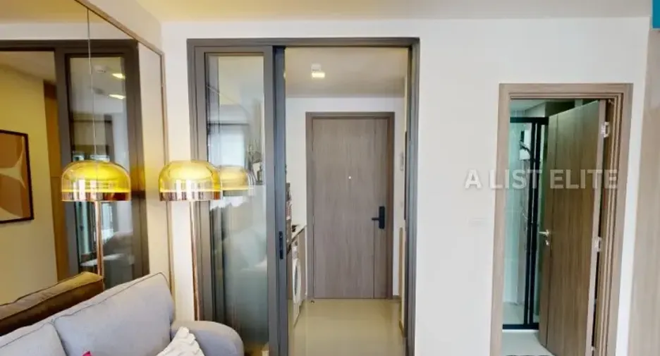 For sale 1 bed condo in Phaya Thai, Bangkok