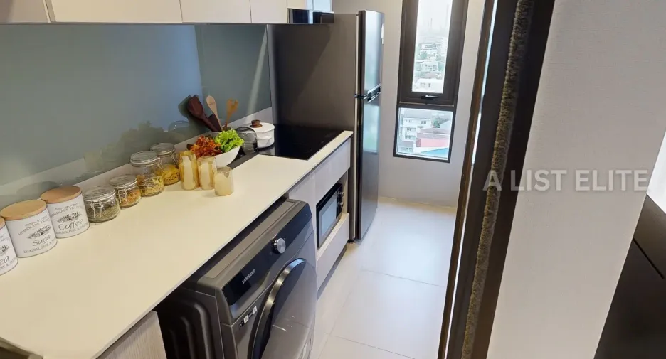 For sale 2 bedrooms condo in Phra Khanong, Bangkok