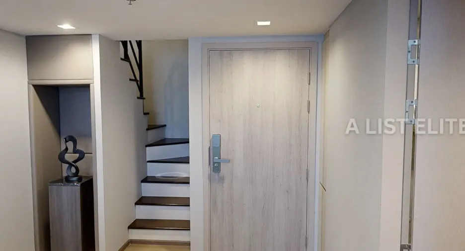 For sale 2 bedrooms condo in Phra Khanong, Bangkok