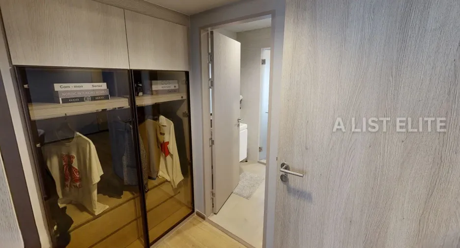 For sale 2 bedrooms condo in Phra Khanong, Bangkok