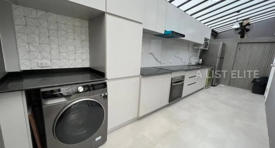 For rent 3 bedrooms house in Mueang Nonthaburi, Nonthaburi