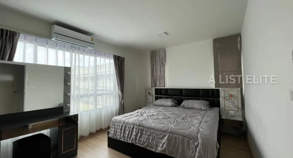 For rent 3 bedrooms house in Mueang Nonthaburi, Nonthaburi