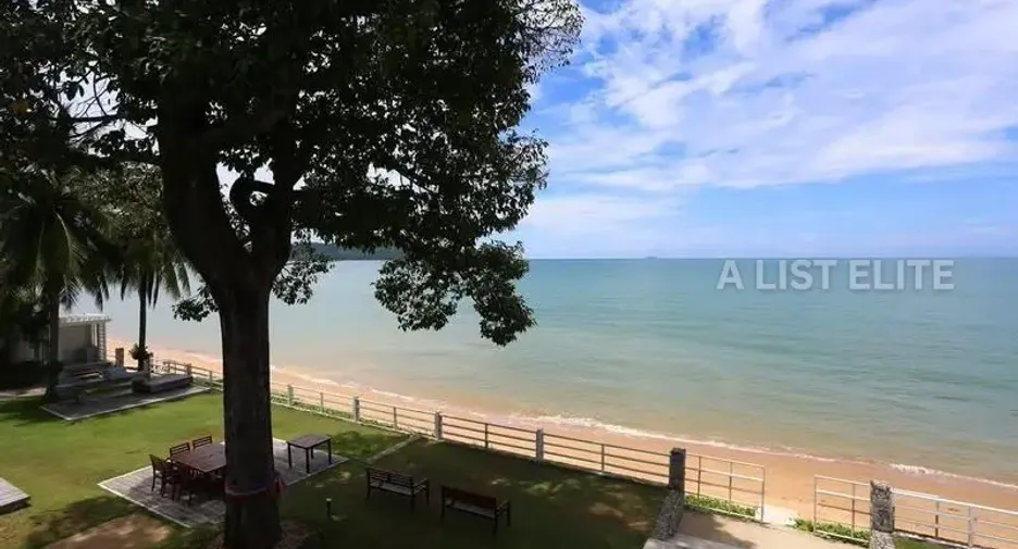 Продажа 2 спальни дом в Na Jomtien, Паттайя