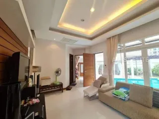 Продажа 2 спальни дом в Na Jomtien, Паттайя