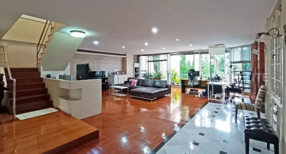 For sale 4 bedrooms condo in Khlong Toei, Bangkok