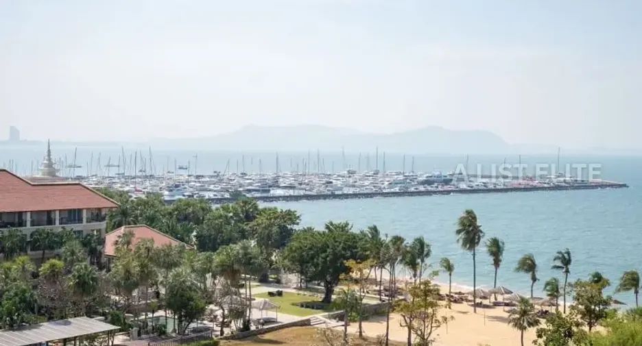 À vendre 2 chambres condo à Na Jomtien, Pattaya