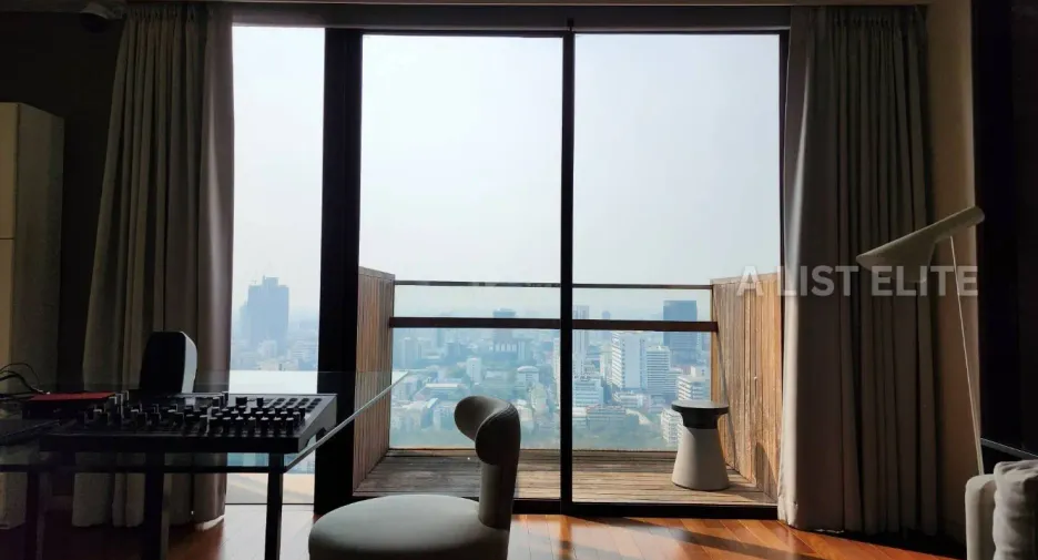 Condo en venta de 2 habitaciones en Pathum Wan, Bangkok