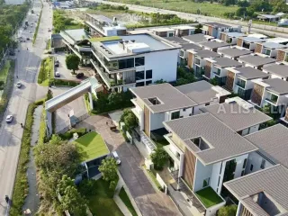 Продажа 5 спальни кондо в Банг Капи, Бангкок